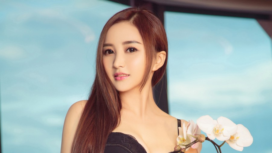 小岛秀夫Q版手办开启预购：附带三种表情与小黄鸭